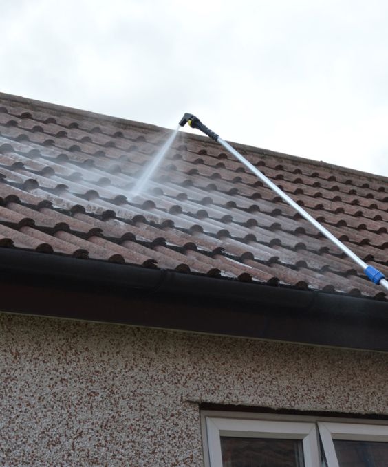 Nettoyage et démoussage de toiture à Massy (91300) en Essonne 91 Nettoyage et démoussage de toiture à Massy (91300) en Essonne 91